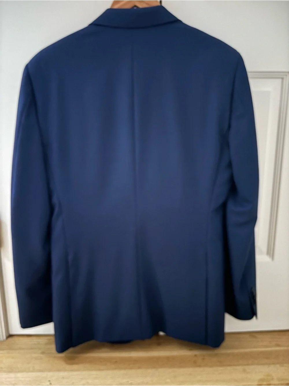 Tailored Navy Single-Breasted Men's Suit Jacket